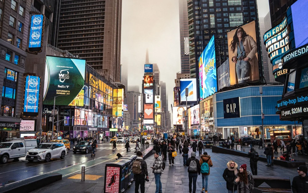 Mini LED mi, Micro LED mi? 2026’da Outdoor LED Ekranlarda Hangisi Daha Avantajlı?